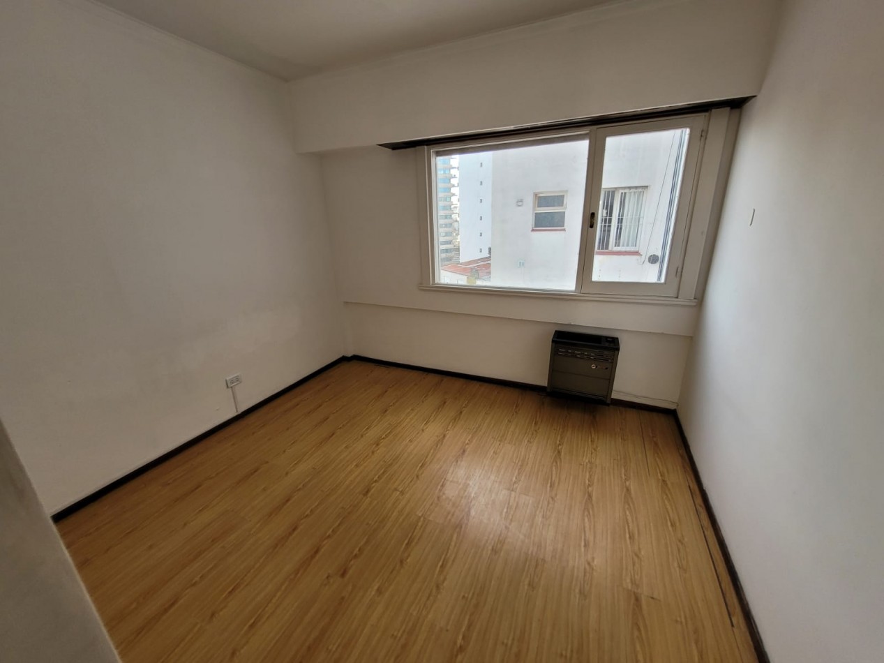 DEPARTAMENTO 2 AMBIENTES CON BALCON A LA CALLE