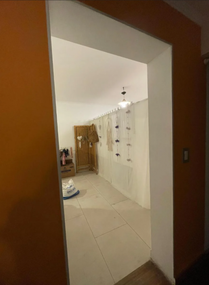 CASA MODERNA EN BARRIO SAN CARLOS