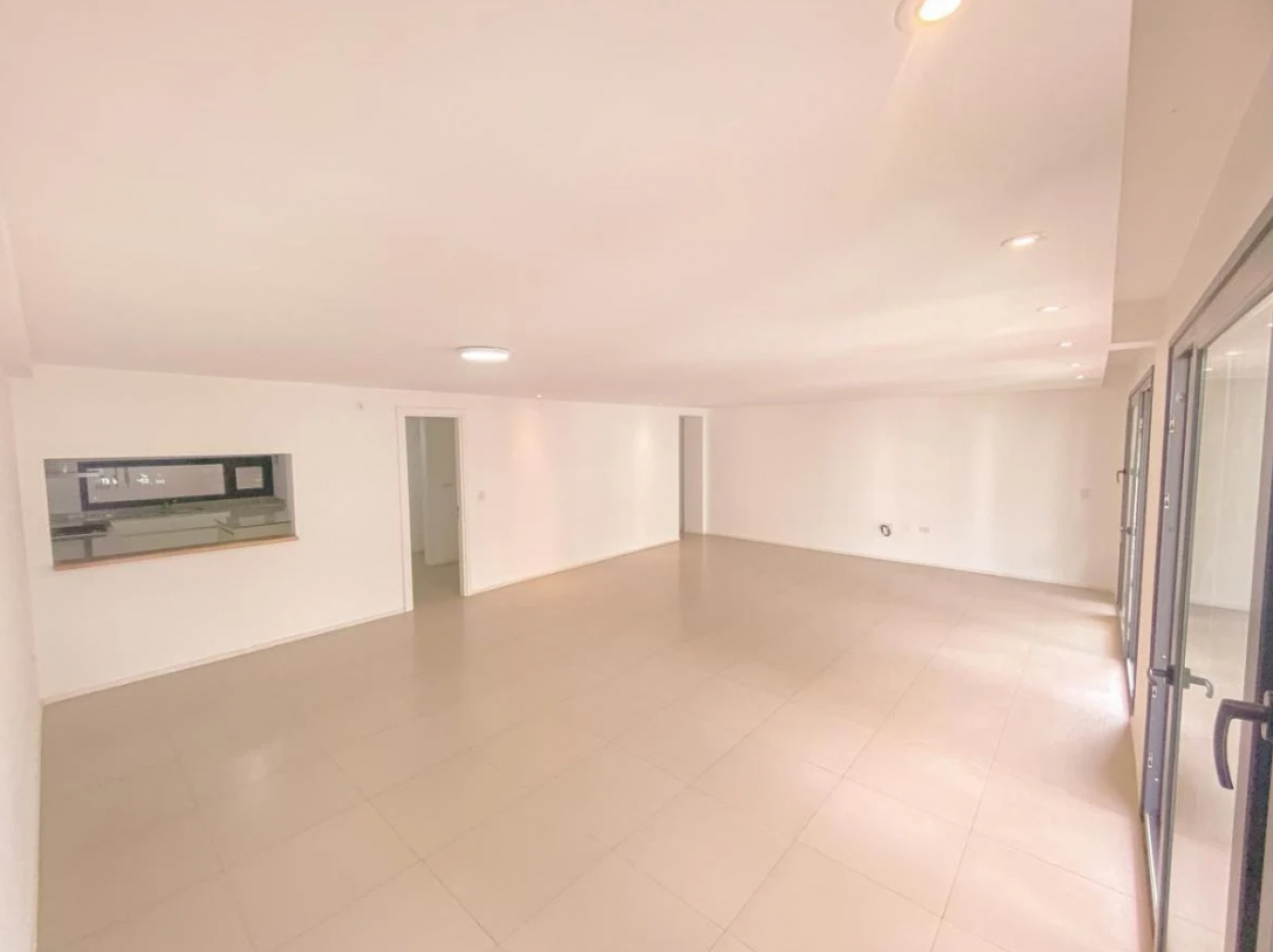 3 AMBIENTES CON DOBLE COCHERA EN PLAZA MITRE