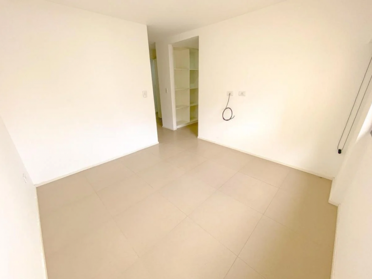 3 AMBIENTES CON DOBLE COCHERA EN PLAZA MITRE