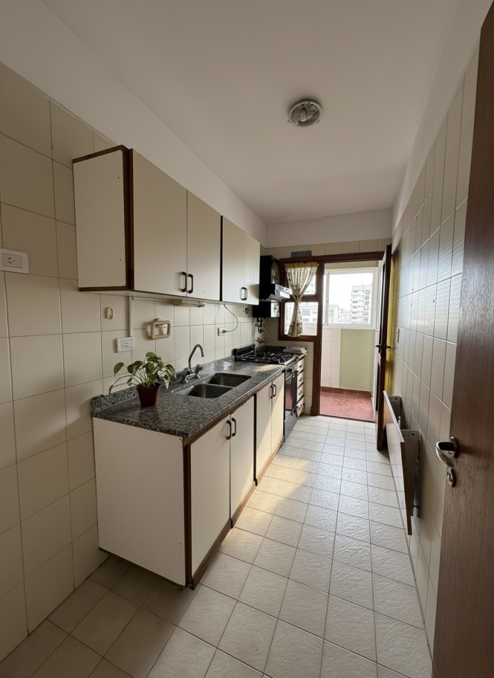 DPTO 3 AMBIENTES APTO CREDITO CON COCHERA