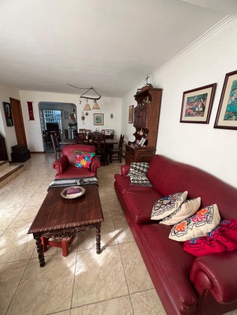 OPORTUNIDAD! 4 AMBIENTES CON COCHERA APTO CREDITO